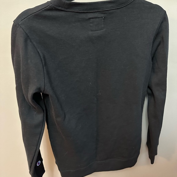 CHAMPION | Youth Black Crewneck Sweater - Picture 3 of 4